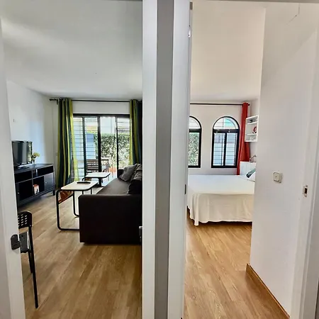 Ponti - Ground-floor With Private Garden Terrace - 125 M From The Beach, Ac Apartament *