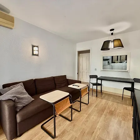 Ponti - Ground-floor With Private Garden Terrace - 125 M From The Beach, Ac * Torremolinos