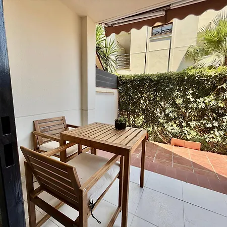 Ponti - Ground-floor With Private Garden Terrace - 125 M From The Beach, Ac Torremolinos